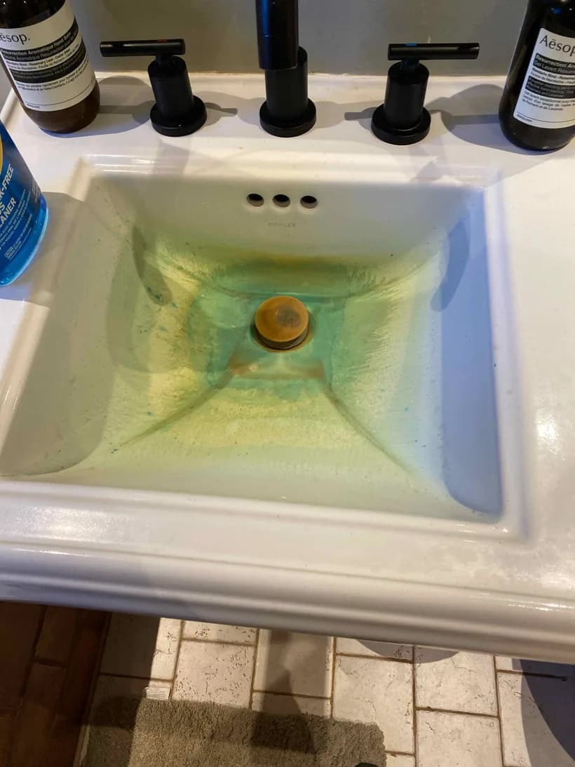 Stained sink before cleaning